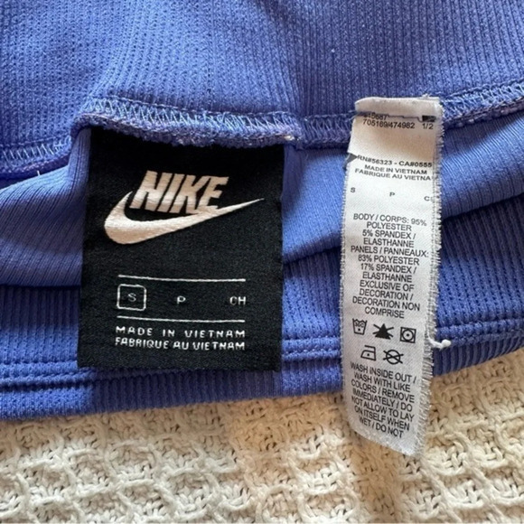Nike Air Purple Periwinkle Ribbed Biker Shorts Size Small - Picture 4 of 4